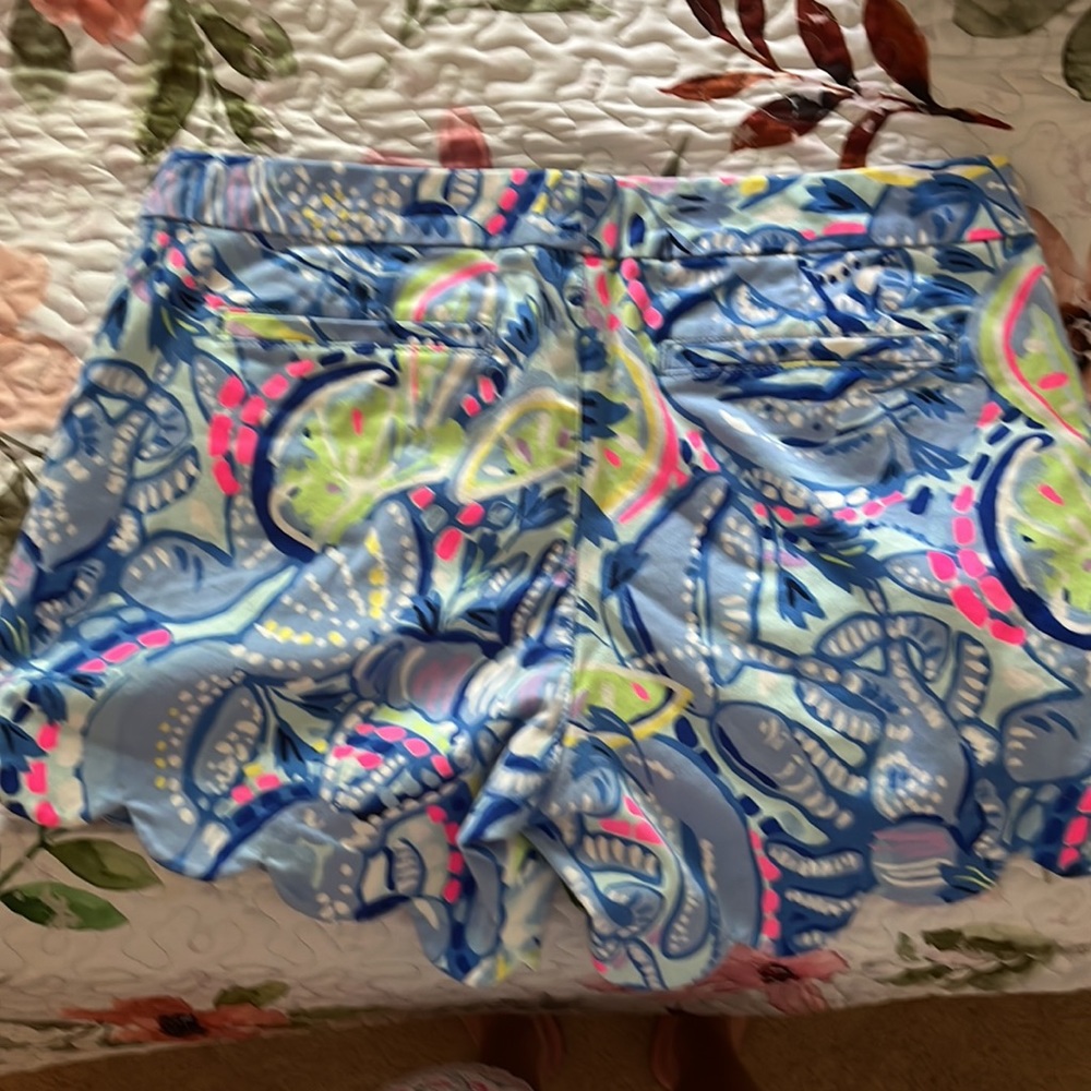 Lilly Pulitzer shorts - Picture 2 of 2